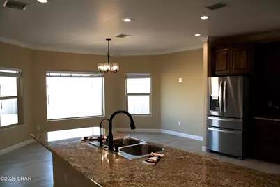 3266 Newport Dr, Lake Havasu City, AZ 86406 - Photo 13