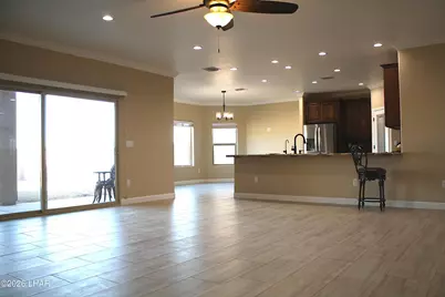 3266 Newport Dr, Lake Havasu City, AZ 86406 - Photo 7