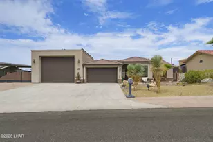 3239 Palm Tree Dr, Lake Havasu City, AZ 86404 - Photo 1