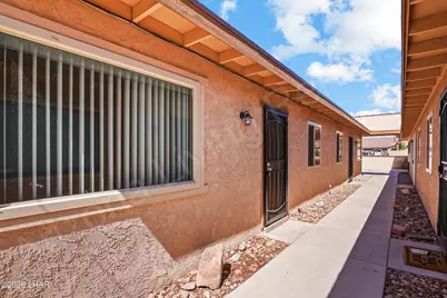 2690 McCulloch Blvd N #4, Lake Havasu City, AZ 86403 - Photo 1