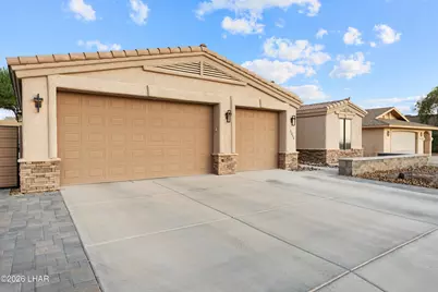 3356 Roadrunner Dr, Lake Havasu City, AZ 86406 - Photo 1