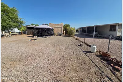 628 W Desert Dr, Quartzsite, AZ 85346 - Photo 21