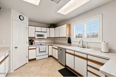 2275 Seabring Dr, Lake Havasu City, AZ 86403 - Photo 21