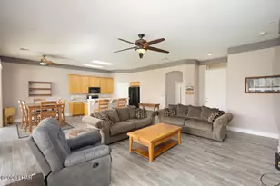 3834 Surrey Hills Ln, Lake Havasu City, AZ 86404 - Photo 7