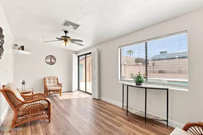 212 Coral Dr, Lake Havasu City, AZ 86403 - Photo 9