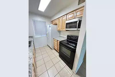 90 Mariposa Dr #102, Lake Havasu City, AZ 86403 - Photo 5