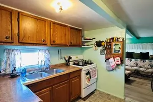 27555 Santa Fe Ave, Bouse, AZ 85325 - Photo 9