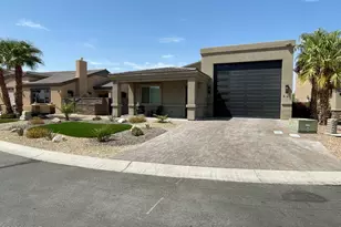 692 Island Cir, Lake Havasu City, AZ 86403 - Photo 1