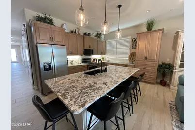 692 Island Cir, Lake Havasu City, AZ 86403 - Photo 3