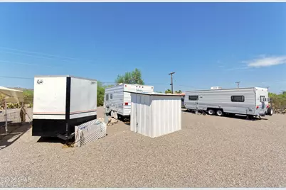 256 W Pyramid Ln, Quartzsite, AZ 85346 - Photo 17