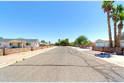 28168 Diamond Pl, Quartzsite, AZ 85346 - Photo 35