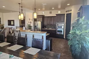 1977 E Troon Dr, Lake Havasu City, AZ 86404 - Photo 9