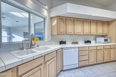 3851 Canyon Cove Dr, Lake Havasu City, AZ 86404 - Photo 13