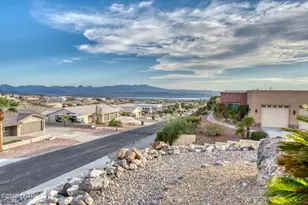 3851 Canyon Cove Dr, Lake Havasu City, AZ 86404 - Photo 3