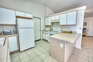 725 Oconowoc Dr, Lake Havasu City, AZ 86406 - Photo 11