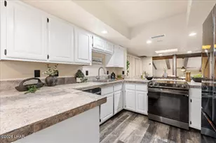 72 Mariposa Dr, Lake Havasu City, AZ 86403 - Photo 31