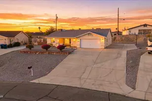 3019 Green Acres Dr, Lake Havasu City, AZ 86404 - Photo 1