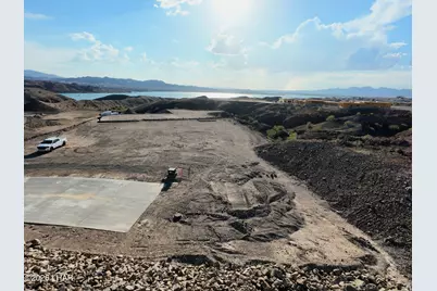 2547 Manhattan Beach Way, Lake Havasu City, AZ 86406 - Photo 1