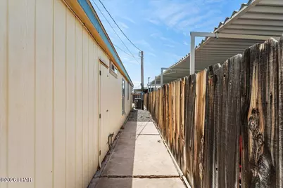 433 E Riverfront Dr, Parker, AZ 85344 - Photo 5