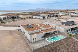 2562 Flat Irons Ln, Lake Havasu City, AZ 86406 - Photo 9