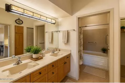 2212 N Kiowa Blvd N #215, Lake Havasu City, AZ 86403 - Photo 11