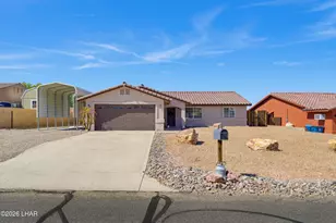 671 Wayside Dr, Lake Havasu City, AZ 86403 - Photo 1
