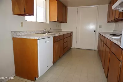 3340 Thunderhead Dr, Lake Havasu City, AZ 86406 - Photo 3