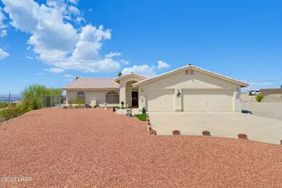 2821 Caravelle Dr, Lake Havasu City, AZ 86406 - Photo 1