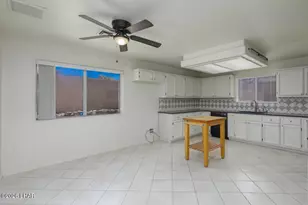 4046 Ravello Dr, Lake Havasu City, AZ 86406 - Photo 11
