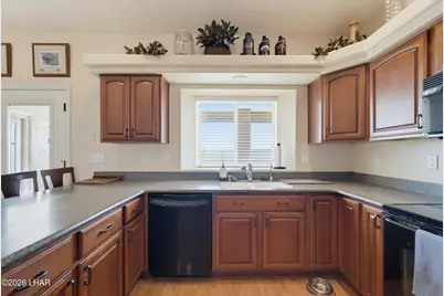 1547 Hawkeye Dr, Lake Havasu City, AZ 86406 - Photo 9