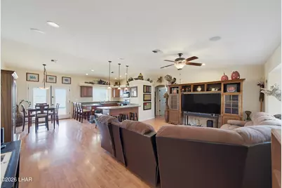 1547 Hawkeye Dr, Lake Havasu City, AZ 86406 - Photo 3