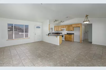3261 Broken Arrow Dr, Lake Havasu City, AZ 86406 - Photo 11