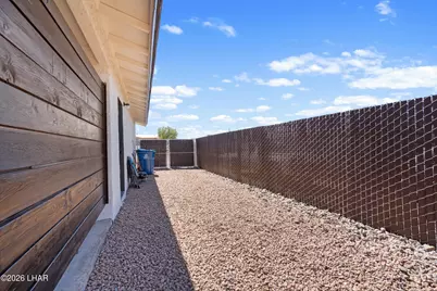 2451 Smoketree Ave N, Lake Havasu City, AZ 86403 - Photo 23