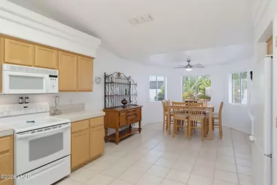 3217 Pioneer Dr, Lake Havasu City, AZ 86404 - Photo 5