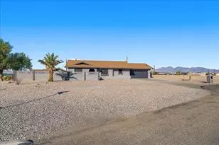 1931 Salem Ln, Lake Havasu City, AZ 86403 - Photo 3