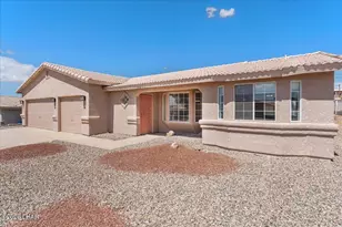 3703 Bluegrass Dr, Lake Havasu City, AZ 86406 - Photo 1