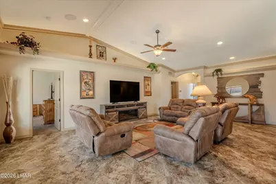 2733 Papeete Pl, Lake Havasu City, AZ 86404 - Photo 9