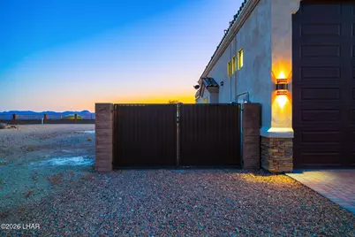 4001 Avienda Del Sol, Lake Havasu City, AZ 86406 - Photo 9