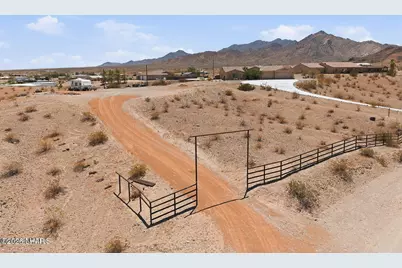 7622 N Seely Dr, Lake Havasu City, AZ 86404 - Photo 7