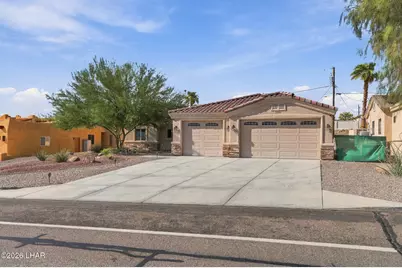 3365 N Kiowa Blvd N, Lake Havasu City, AZ 86404 - Photo 3