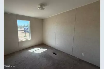 2656 W Desierto Rd, Yucca, AZ 86438 - Photo 9