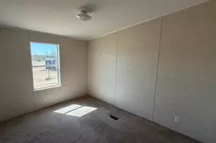 2656 W Desierto Rd, Yucca, AZ 86438 - Photo 9