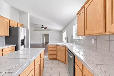 1910 Palmer Dr, Lake Havasu City, AZ 86406 - Photo 15