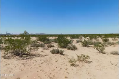 47246 Gardner Ln, Bouse, AZ 85325 - Photo 3