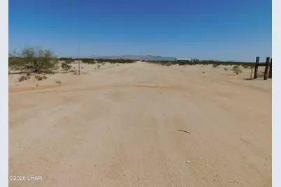 47246 Gardner Ln, Bouse, AZ 85325 - Photo 5