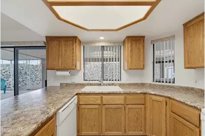 2405 Hillview Dr, Lake Havasu City, AZ 86403 - Photo 11