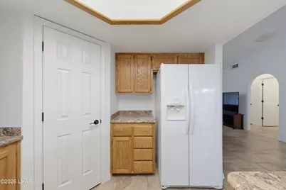 2405 Hillview Dr, Lake Havasu City, AZ 86403 - Photo 13