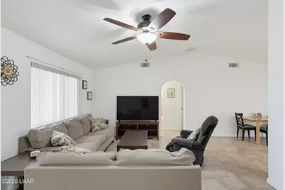 2405 Hillview Dr, Lake Havasu City, AZ 86403 - Photo 5