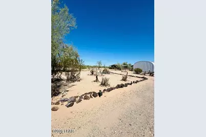 25295 Ochoco Way, Bouse, AZ 85325 - Photo 5