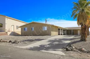 3184 Winterhaven Dr, Lake Havasu City, AZ 86404 - Photo 1